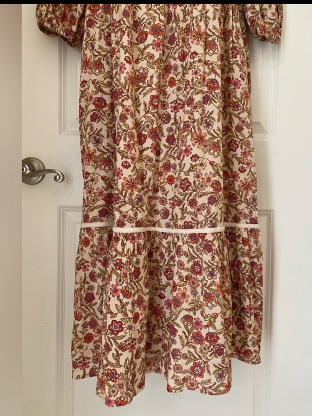 Floral Peach Midi Dress with Long Sleeves - Picture 6 of 10